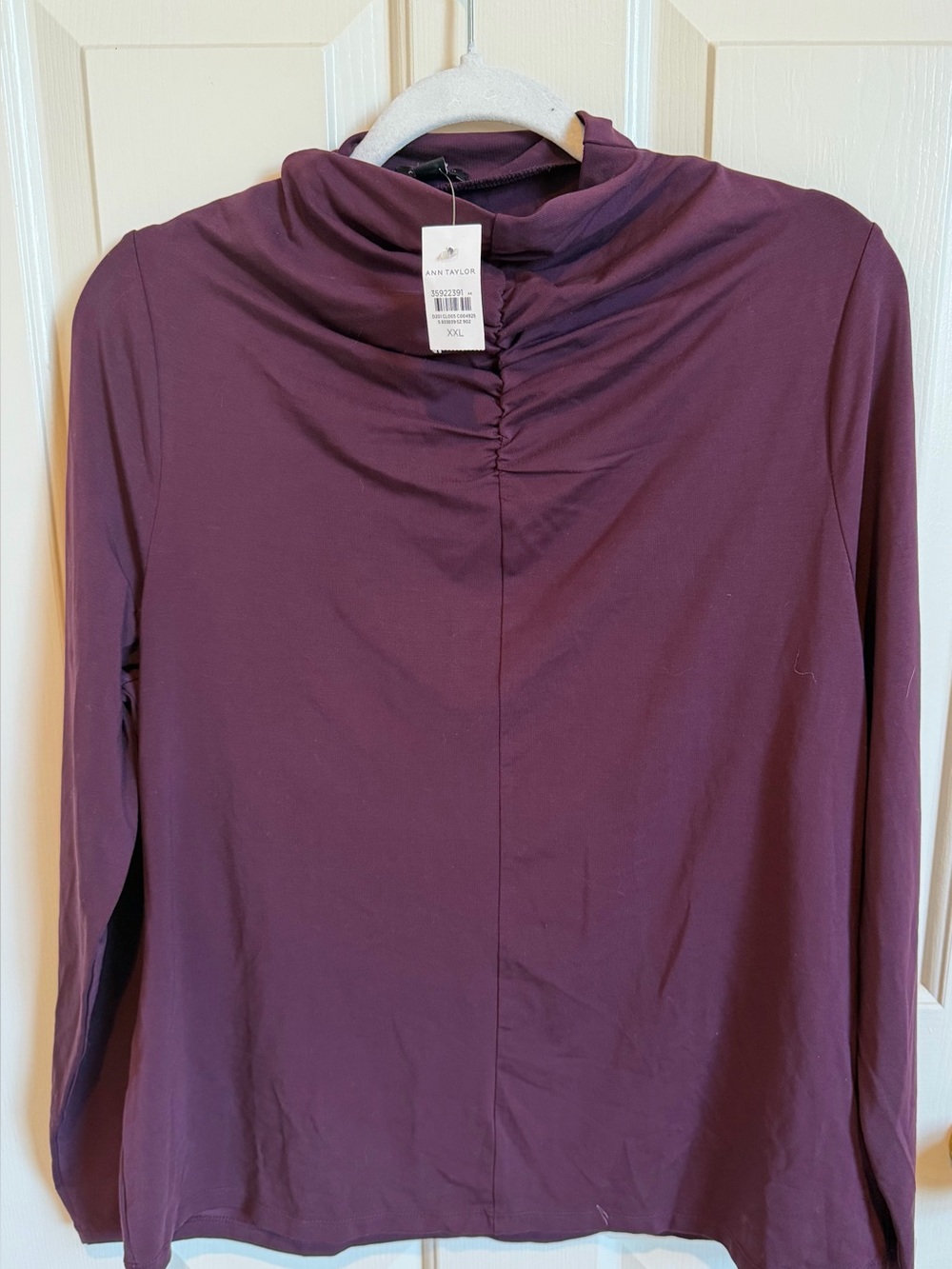 NWT Ann Taylor Ruched Funnel Neck Top
Size XXL Plum Color